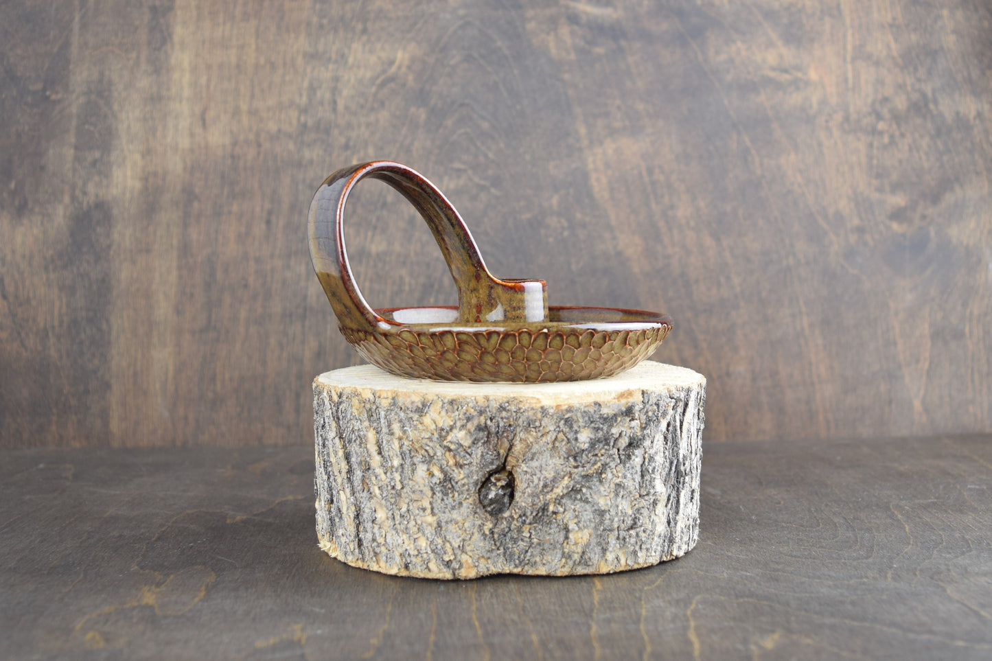 Nutmeg Candle Holder