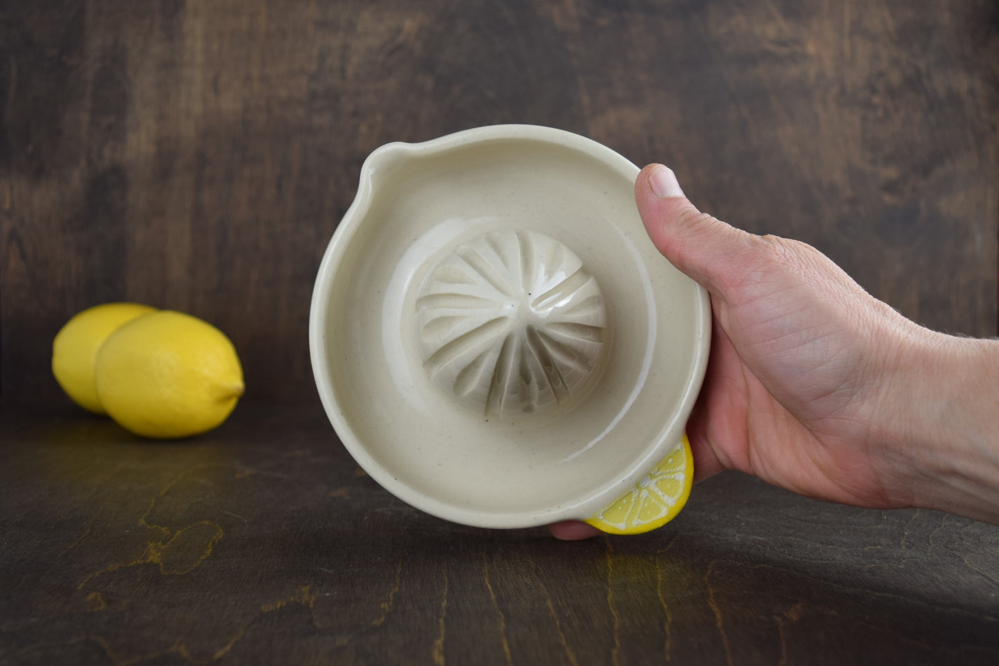 Cream Citrus Juicer