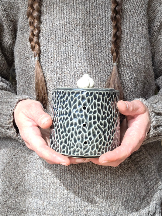 Charcoal Garlic Keeper