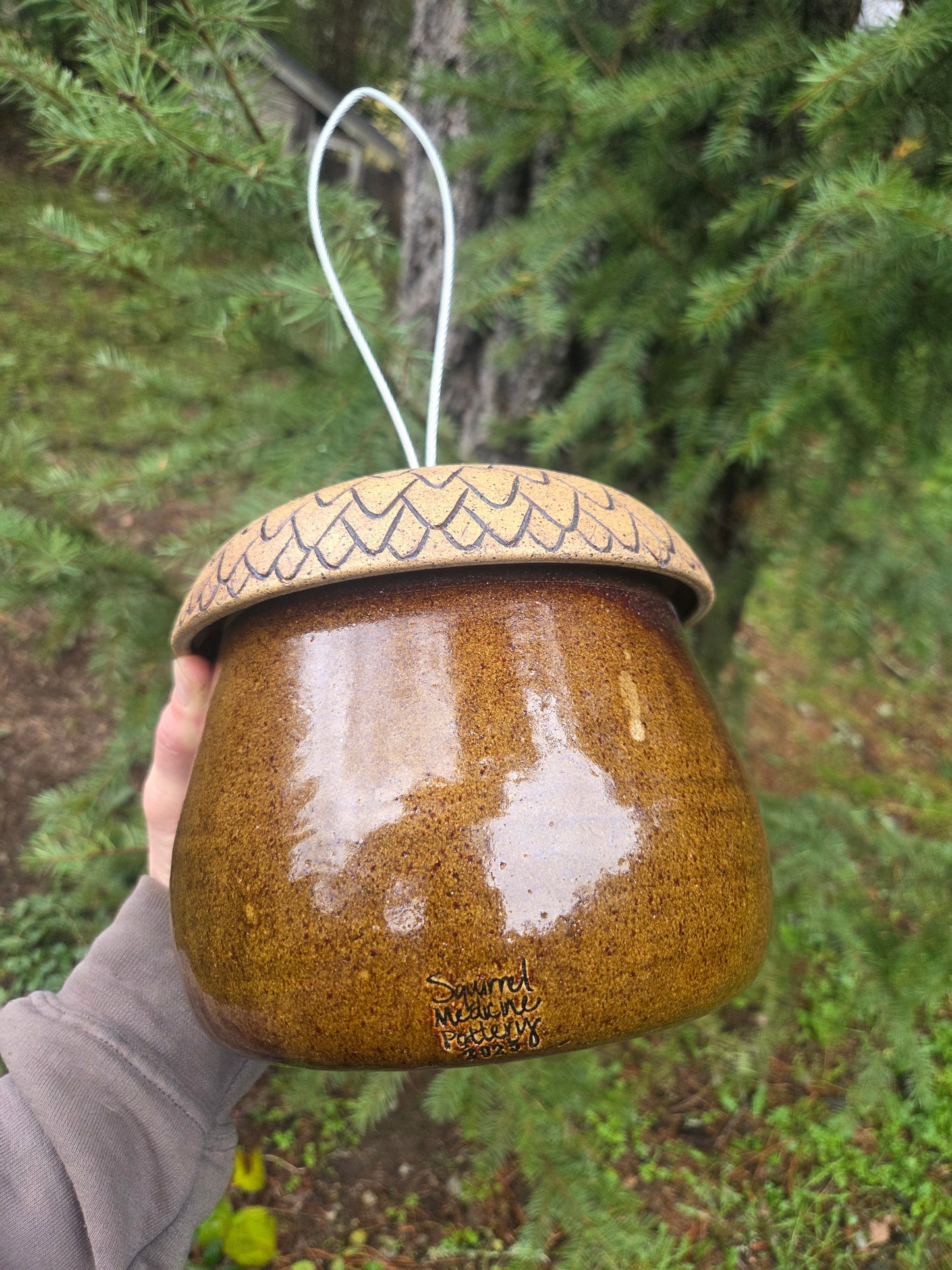 Acorn Birdhouse